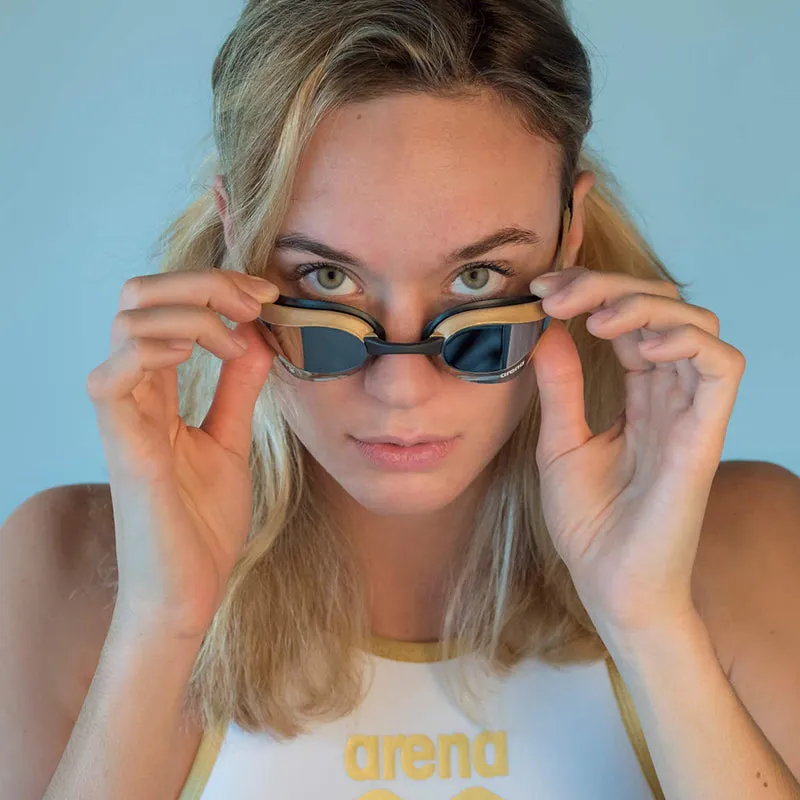 Arena - Cobra Ultra Swipe Mirror Goggles - Silver/Gold  C530