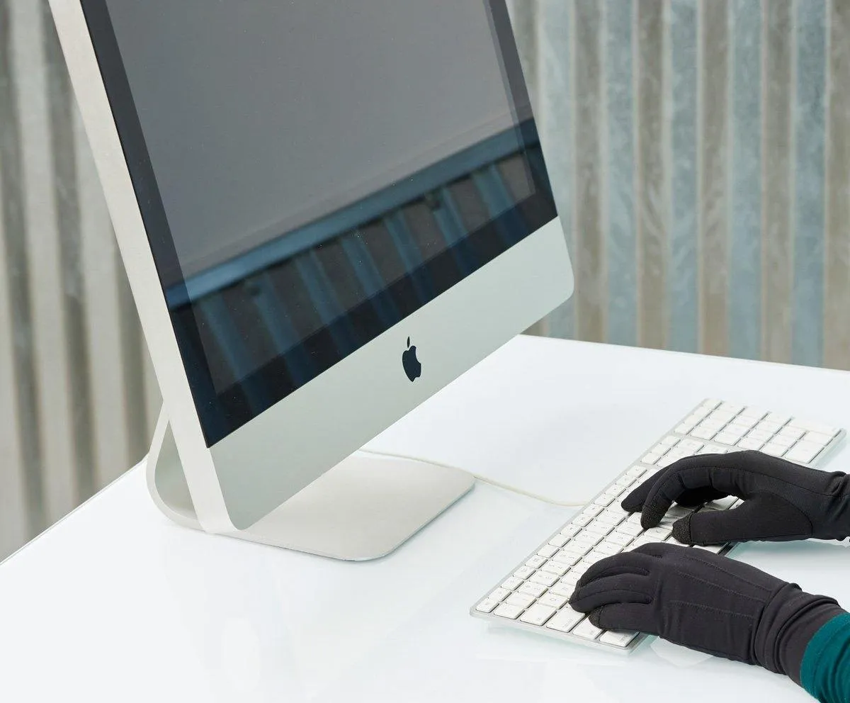 The Writer's Glove® - Thin, Warm Gloves for Typing (Graphene   Grippy)